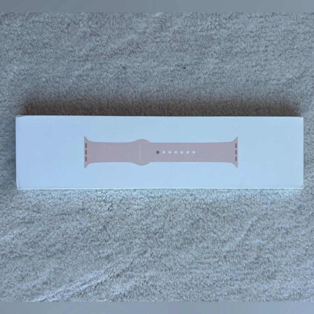 Apple Watch and band empty case
